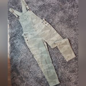 Abercrombie & Fitch Camouflage Overalls Size M